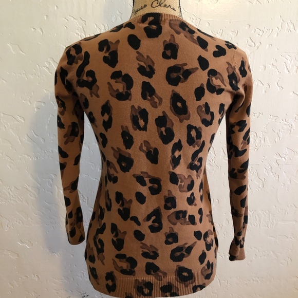Takara leopard print sweater, size small - Picture 5 of 5